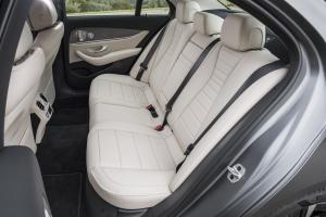 Mercedes-Benz E300 de 4Matic Avantgarde Line 2020 года  (WW)
